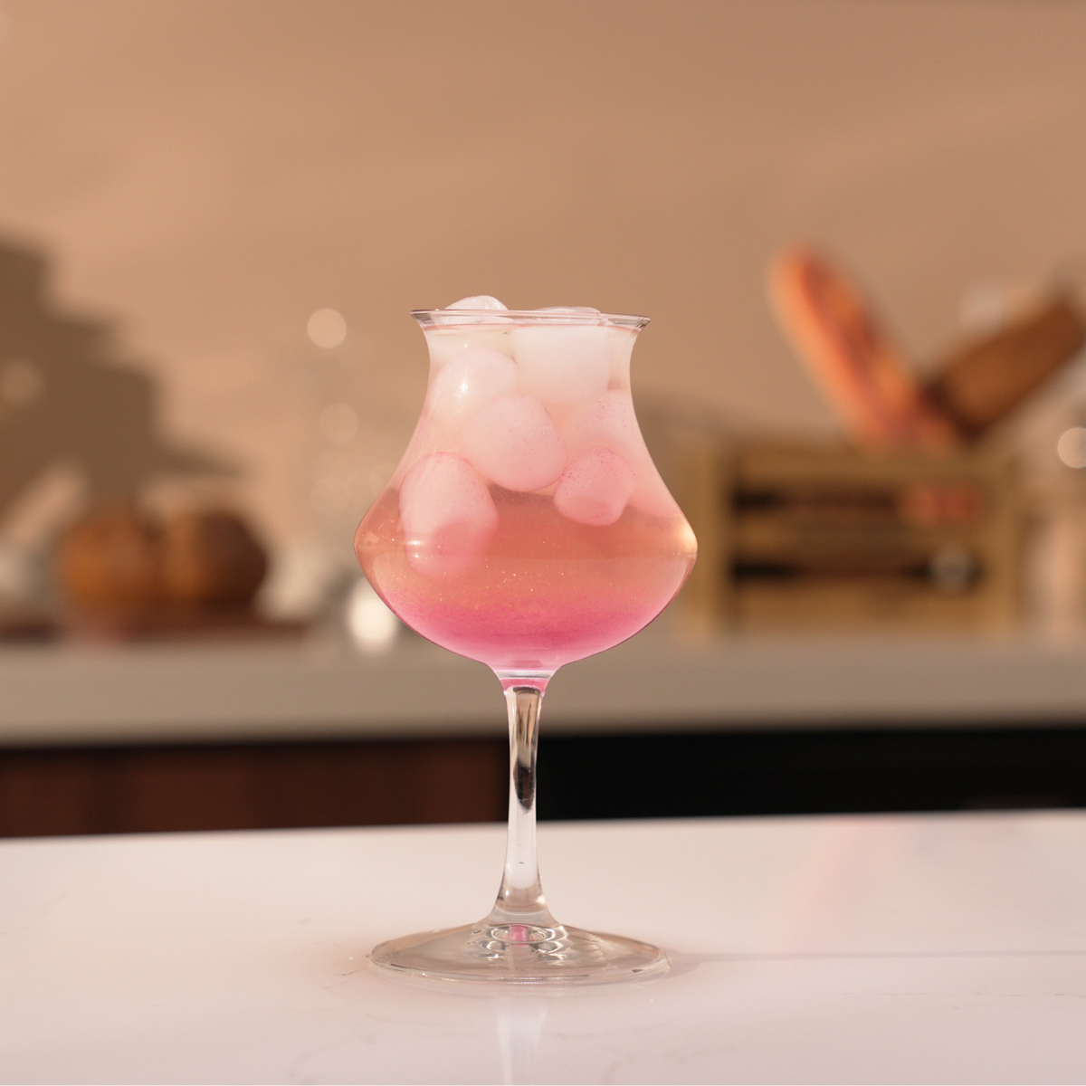 Glitter Bomb Champagne